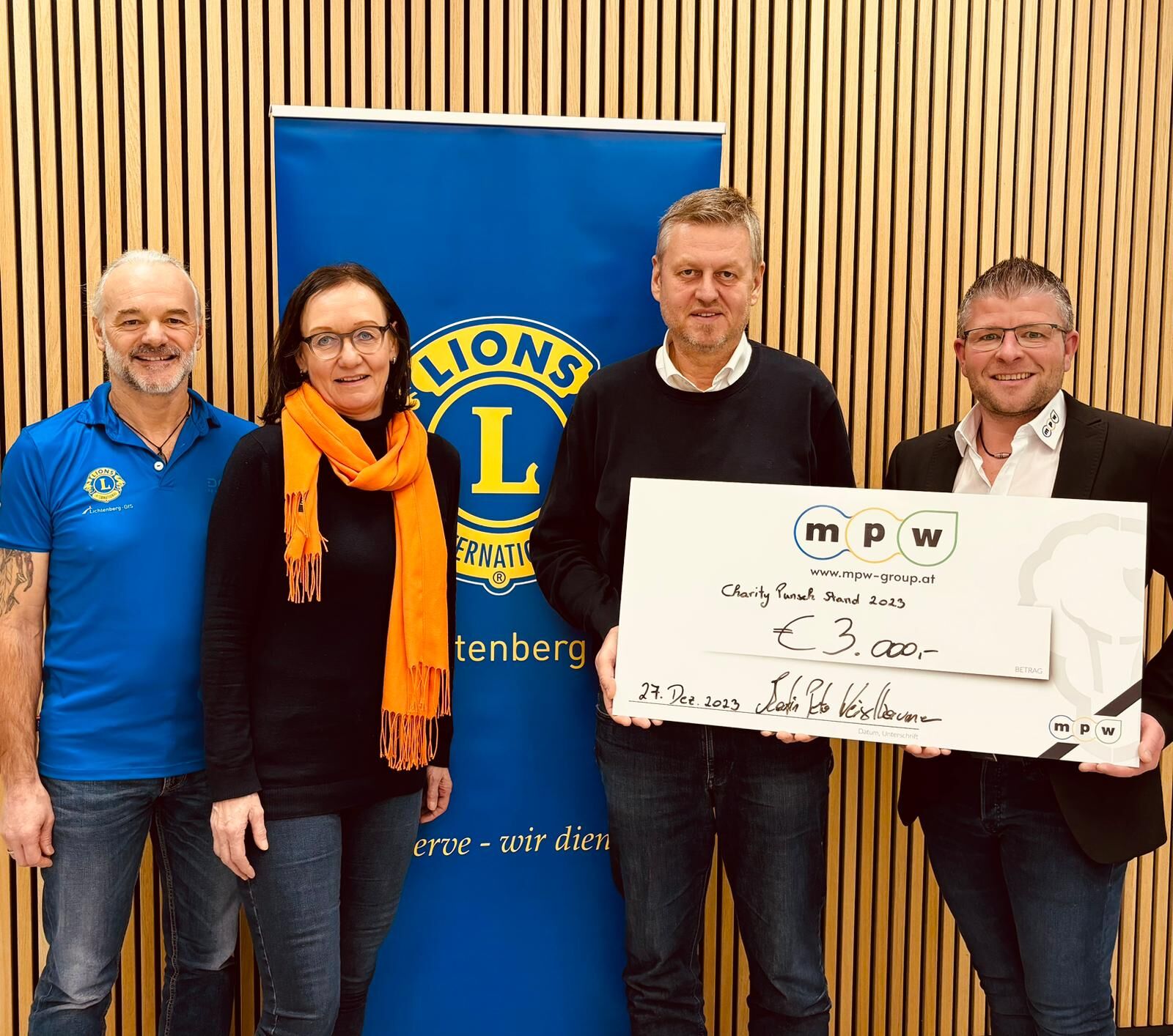 Spendenübergabe an die Lions Lichtenberg, Dezember 2023